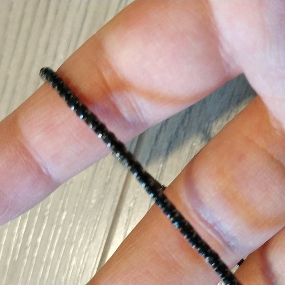 Super Danity well made black crystal beads strenchy bracket - Picture 4 of 6